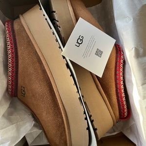 UGG Tazz Slipper Chestnut (9W)